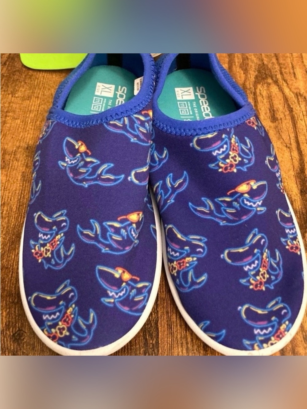 Speedo Kids' Beach Bootie Water Shoes - Neon Shark Size XL (11T/12T)
 New